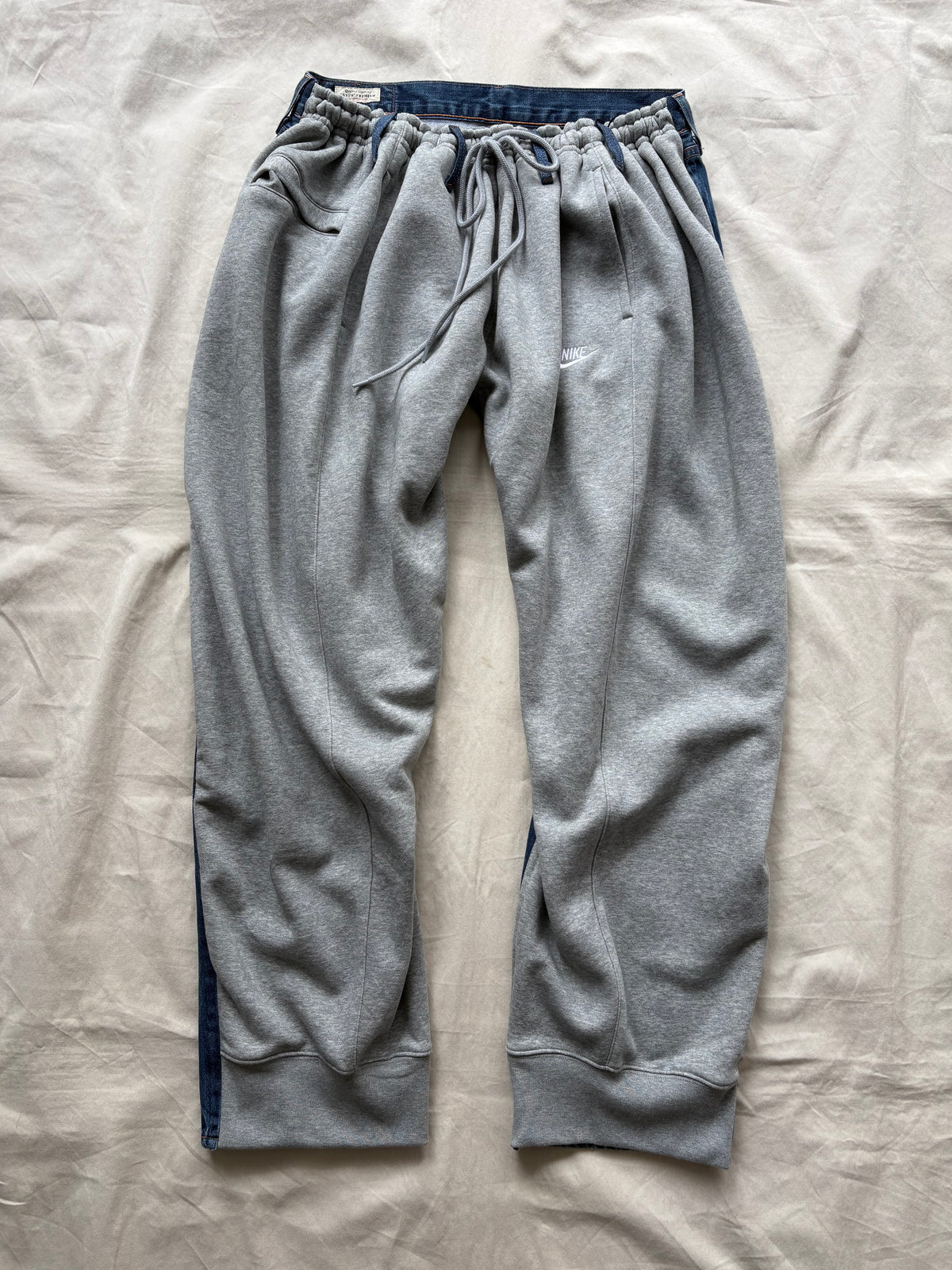 BLESS Over Jogging Jeans