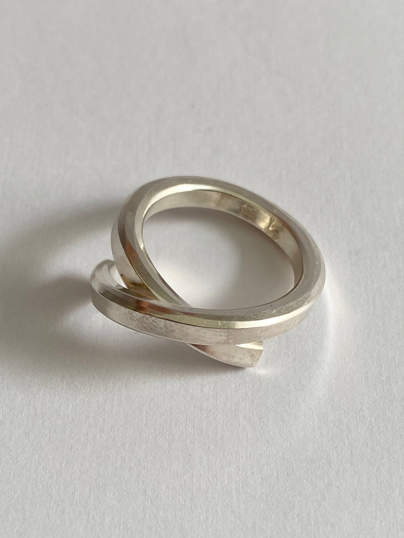 WERKSTATT:MUNCHEN Ring Embrace Fine M1245